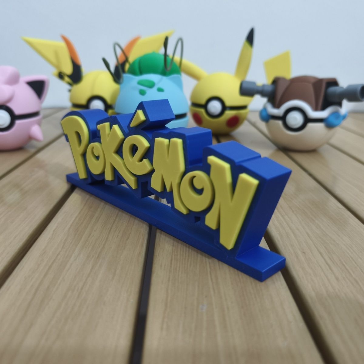 تمثال بوكيمون بشعار مميز، نموذ - مراجعة Pokemon Anime Merchandise وسعره